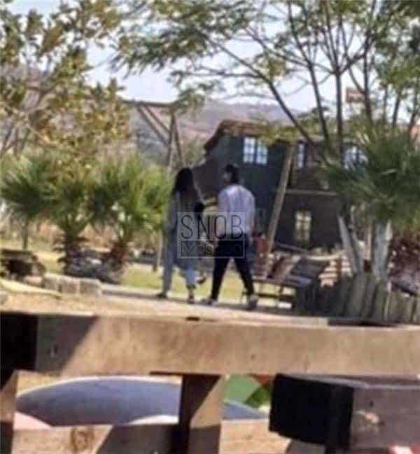 Son dönemin gözde oyuncuları Ayça Ayşin Turan ile Alp Navruz'un bir süredir birlikte olduğu konuşuluyordu