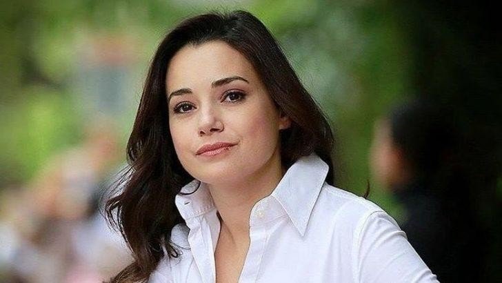 Özgü Namal - İstanbul