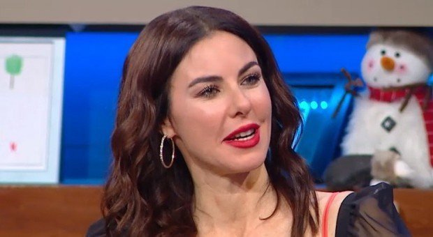 Defne Samyeli (SHOW)