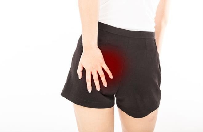 Bunu önlemek için saat aralıklarıyla koltuğunuzdan kalkıp kısa süreli yürüyüşler yapabilir, sık sık egzersizler uygulayabilirsiniz.