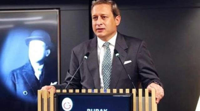 Bazı divan kurulu üyelerinin de gündemdeki konular hakkında konuşma yaptığı toplantı, yaklaşık 4 saat sürdü.
