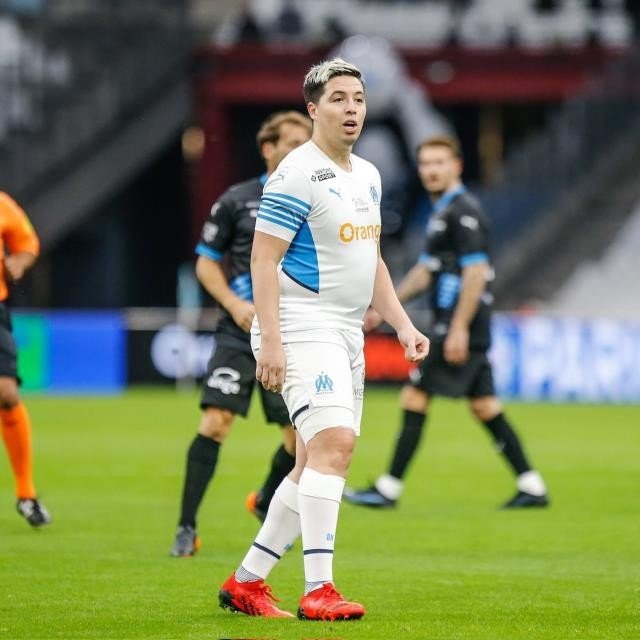 Bir dönem Süper Lig ekiplerinden Antalyaspor'da da forma giyen Fransız futbolcu Samir Nasri, emekliye ayrıldığını açıklamıştı.