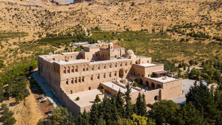 Deyrulzafaran Manastırı, Artuklu Mardin