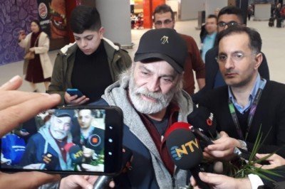 Emmy Ödüllü Haluk Bilginer İstanbul'a Döndü