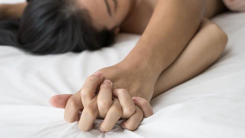 Arkadaşının düğününde sağdıçla cinsel ilişkiye girdi! Genç kadın o anda kalp krizi geçirdi