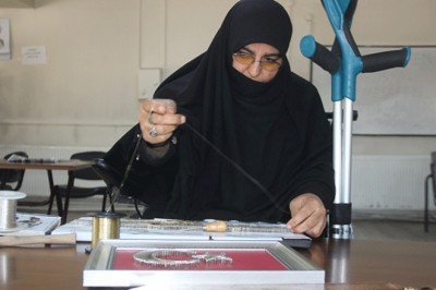 'Engellisin, yapamazsın' dediler, filografi sanatçısı olup ders vermeye başladı