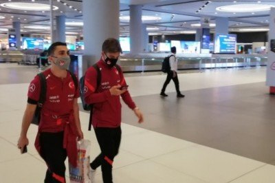 A Milliler, 2-1'lik Letonya galibiyetinin ardından yurda döndü