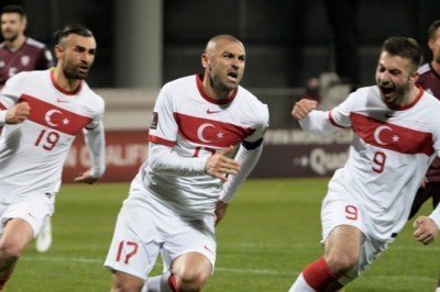 A Milliler son nefeste  (Letonya-Türkiye maç sonucu)