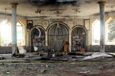 Afganistan'da camiye bombalı saldırı