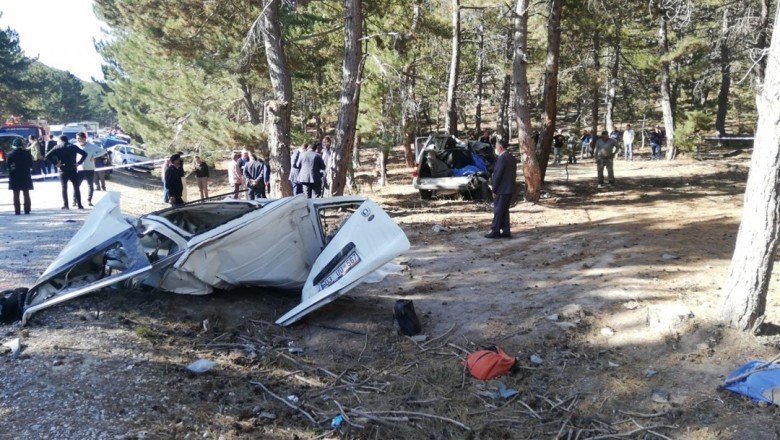 Afyonkarahisar'da 5 öğrencinin hayatını kaybettiği kazada servis şoförü tutuklandı