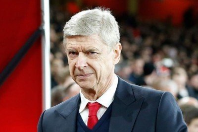 Arsene Wenger, PSG'ye karşı kulübede