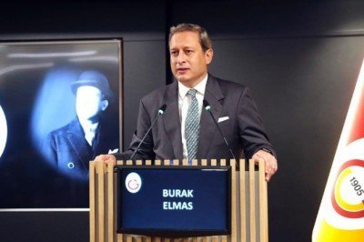 Burak Elmas: Genel kurulda bir önceki yönetimin sahnede oturmasının daha uygun ve şık olacağını düşünüyoruz