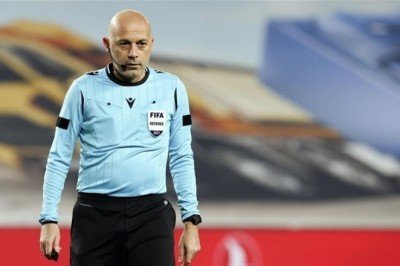 Cüneyt Çakır, Almanya-Romanya maçını yönetecek