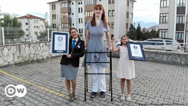 Dünyanın en uzun boylu kadını da Türk