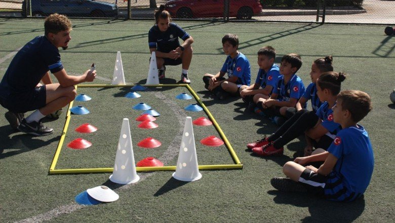 Futbol Antrenörü Durmaz: Teorik eğitim futbolun olmazsa olmazı