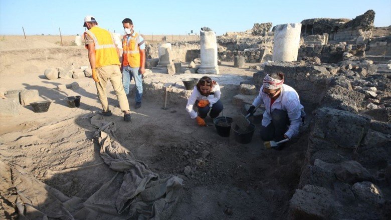 Hatay'da Epiphaneia Antik Kenti kazılarında tapınaktan dönüştürülmüş kilise bulundu
