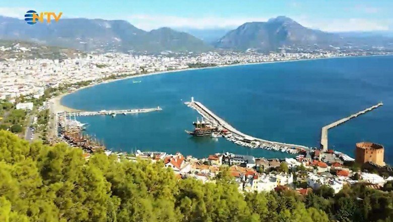 ‘Her Şehri Ünlülerle Geziyoruz’  tarihi ve doğal güzelliklerle çevrili Alanya’da