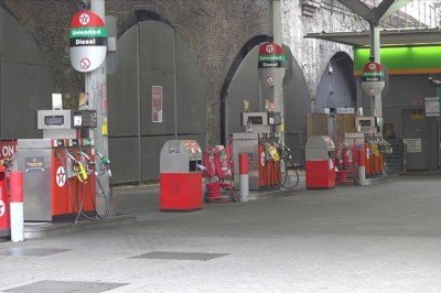 İngiltere'deki tedarik krizi domino etkisi yaratarak derinleşiyor