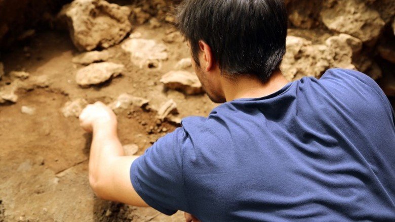 Kahramanmaraş'ta 14 bin 500 yıllık tarım aletleri gün ışığına çıkarıldı