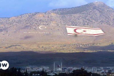 Kuzey Kıbrıs'ta hükümet istifa etti