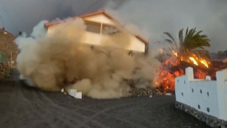 La Palma’da lavlara direnemeyen ev yerle bir oldu