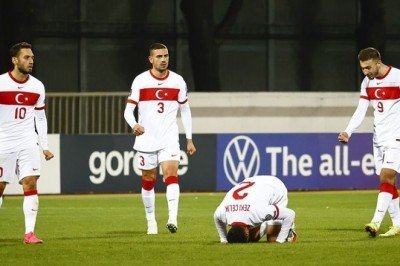 Letonya-Türkiye maçı Alman basınında: 9 şiddetinde bir drama