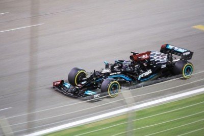 Lewis Hamilton, İstanbul'daki Formula 1 yarışında 10 sıra ceza aldı