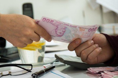 Maaşı düşürülen işçi tazminat alabilir mi?