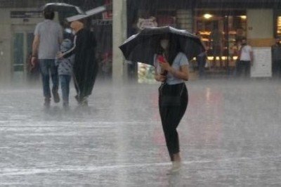 Marmara'da gök gürültülü yağmur