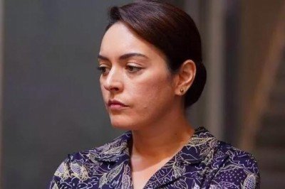 Masumlar Apartmanı Safiye kimdir, evleniyor mu? Masumlar Apartmanı Safiye'nin hastalığı nedir? Ezgi Mola kaç yaşında?