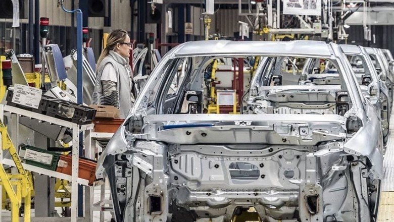 Otomotivde üretim yüzde 8, ihracat yüzde 9 arttı