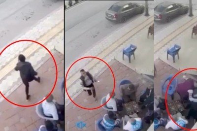 Satırla genç kadına defalarca vurdu