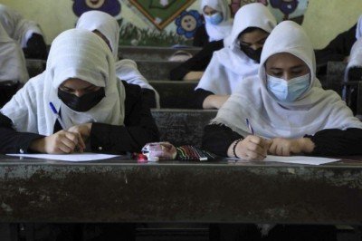 Taliban'dan kız çocuklarının eğitimine ilişkin açıklama