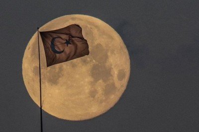 Türkiye'nin uzay alanında hedefi Ay'a ulaşmak