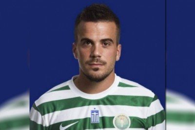 Yunan futbolcu Nikos Tsoumanis aracında ölü bulundu