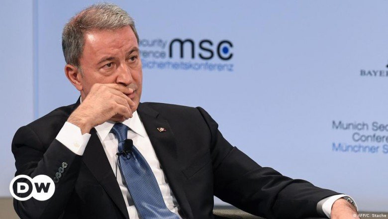 Akar'dan Fransa ve Yunanistan'a: Bu işler sizi aşar