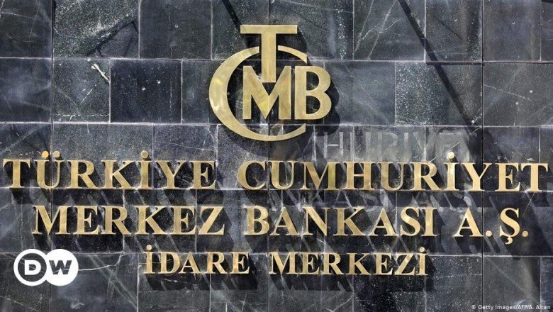 TCMB'de geceyarısı operasyonu: Üç kişi görevden alındı