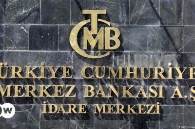 TCMB'de geceyarısı operasyonu: Üç kişi görevden alındı