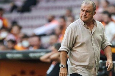 Fatih Terim transfer raporunu yönetime sundu! 5 kişilik liste hem genç hem de yerli