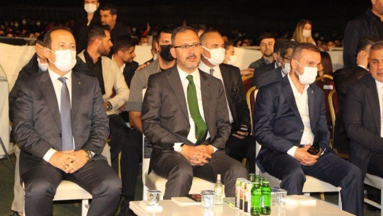 Türkiye’nin gençleri insanlığın umududur