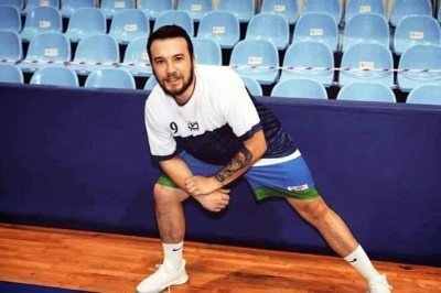 Basketbol takım kaptanı lojmandaki odasında ölü bulundu