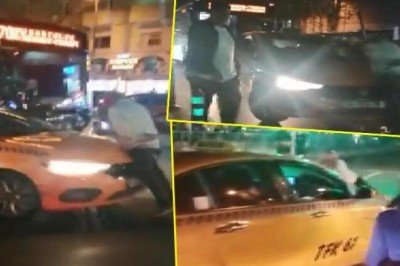 Beyoğlu'nda alınmadığı taksinin üstüne çıkarak tepki gösterdi