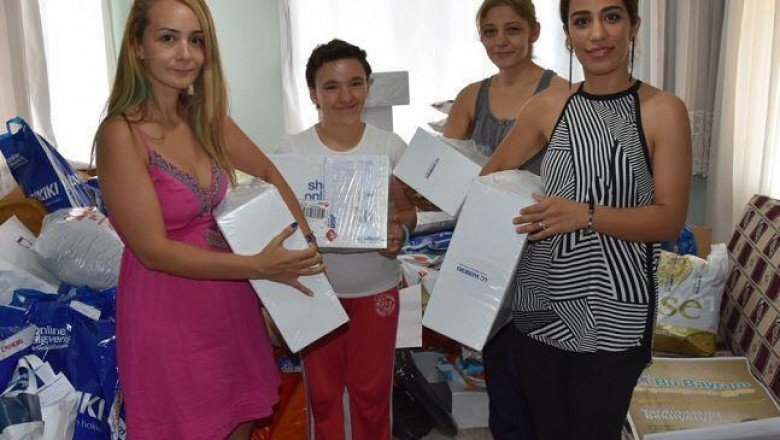 Bir çocuk da sen giydir