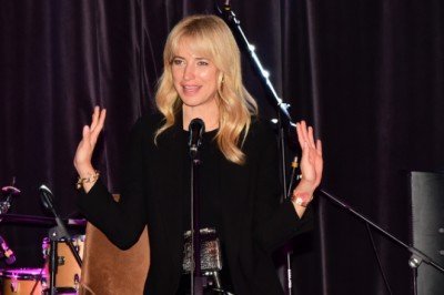 Burcu Esmersoy kadınlara tüyo verdi