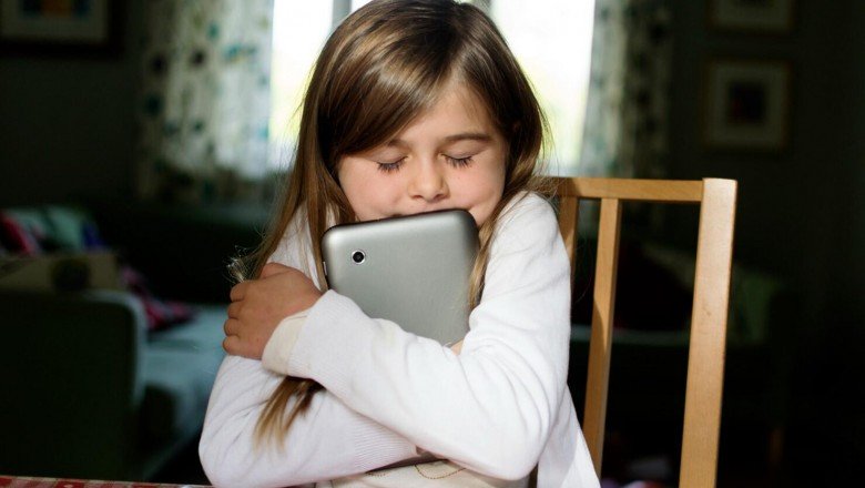 Eğitime 10 bin tablet desteği