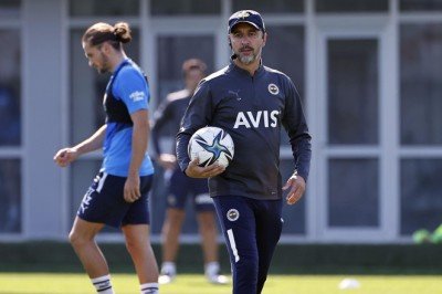 Fenerbahçe, Trabzonspor deplasmanında! Serdar Aziz ve Valencia...