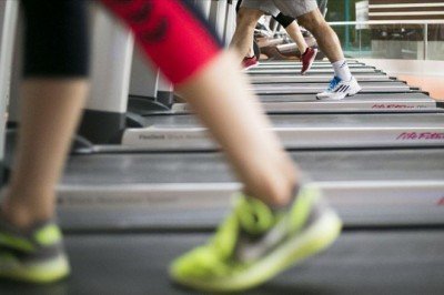 Standing Cable Crunch Nedir, Ne İşe Yarar Ve Nasıl Yapılır? Standing Cable Crunch Hareketi Hangi Kasları Ve Nereyi Çalıştırır