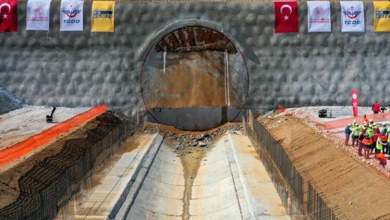 Türkiye'nin en geniş TBM tünelinde ışık göründü