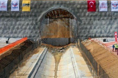 Türkiye'nin en geniş TBM tünelinde ışık göründü