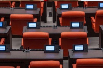 18 milletvekilinin parmak izi okunamıyor